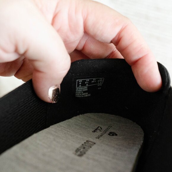 Clarks Cloudsteppers Carly Wish Flats Women’s Size 8.5 Black Comfort Slip-Ons - Picture 7 of 7